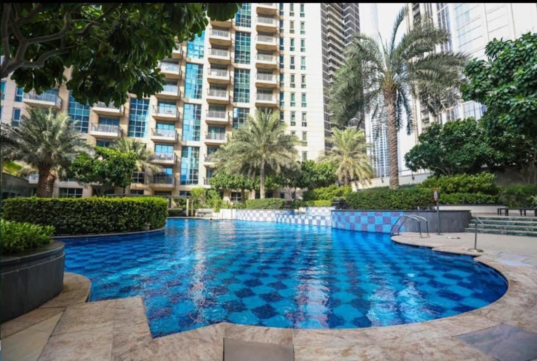 Trinity Holiday Homes - Standpoint Tower Downtown Dubai Esterno foto