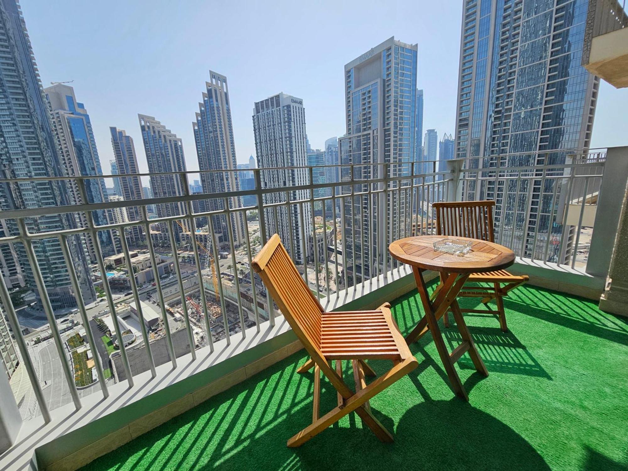 Trinity Holiday Homes - Standpoint Tower Downtown Dubai Esterno foto