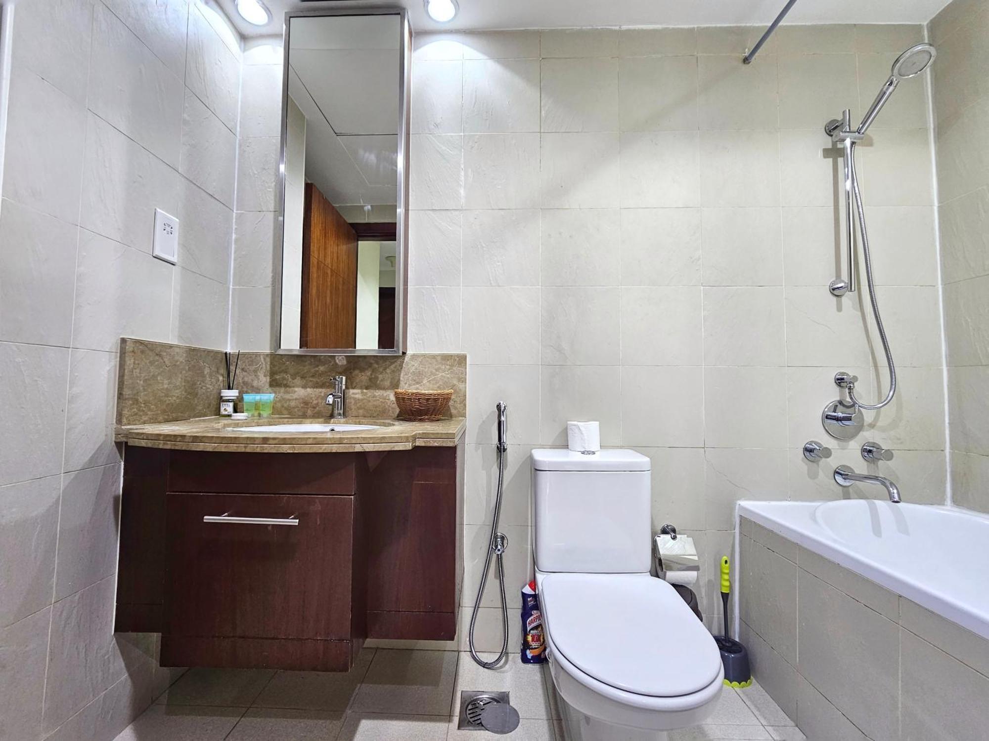Trinity Holiday Homes - Standpoint Tower Downtown Dubai Esterno foto