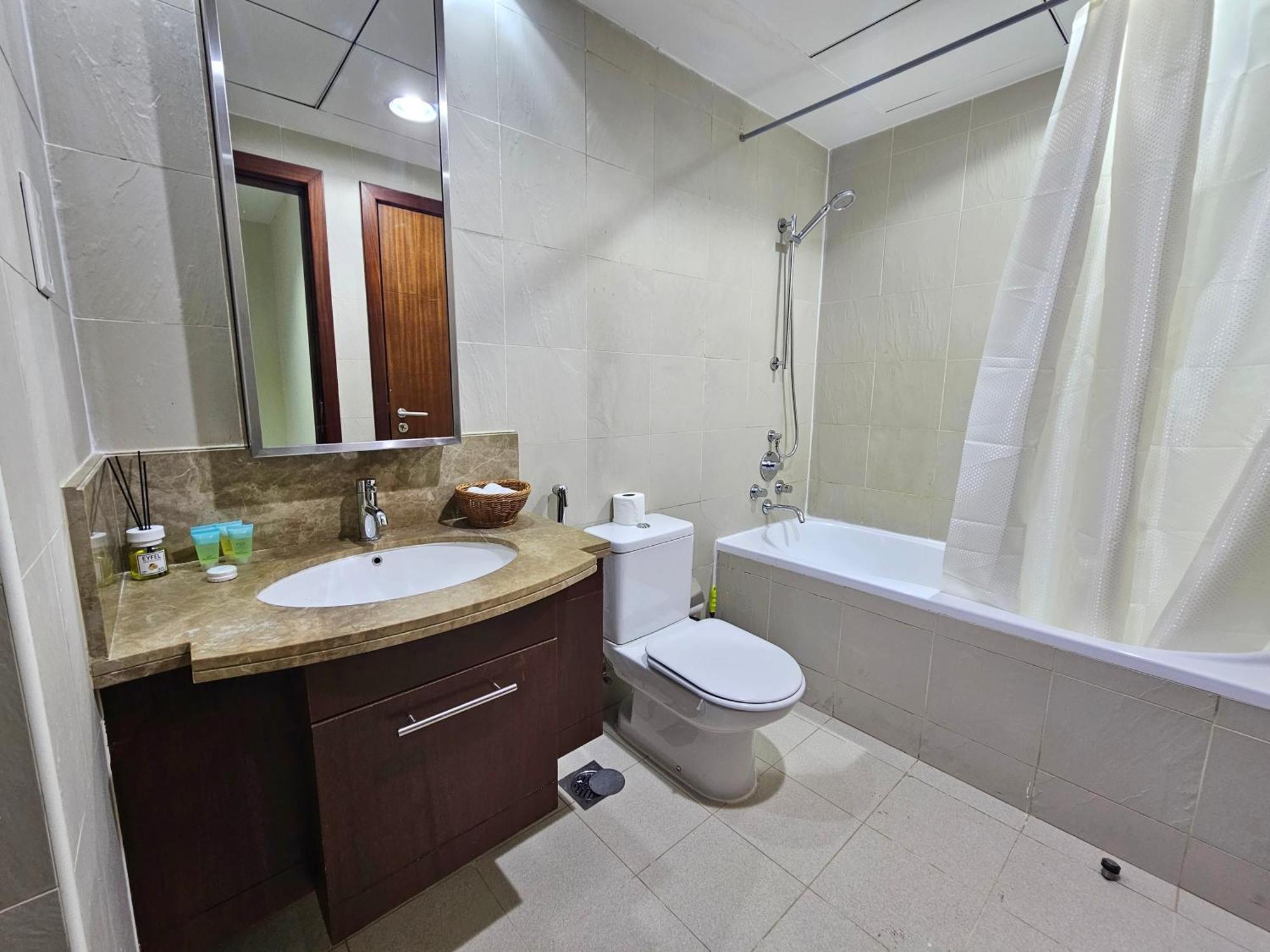 Trinity Holiday Homes - Standpoint Tower Downtown Dubai Esterno foto